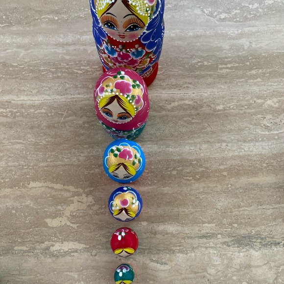 Russian doll Matreshka Wooden Hand Painted - Picture 8 of 10